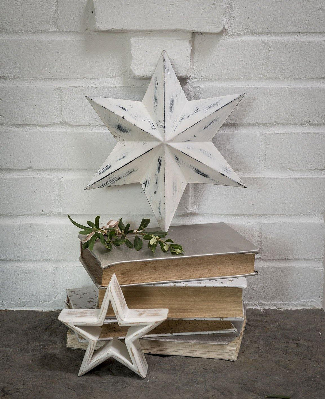 White Barn Star - Winter Star Gifts 