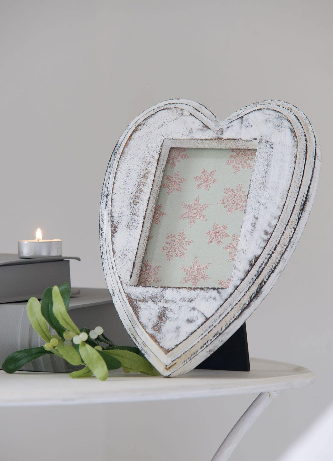 Heart Shaped Frame 6x4 - Winter Star Gifts 