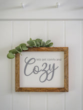 Load image into Gallery viewer, Comfy and Cosy Sign - Winter Star Gifts 
